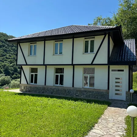 Lovely Near River / Fatima 1 Διαμέρισμα Bihać